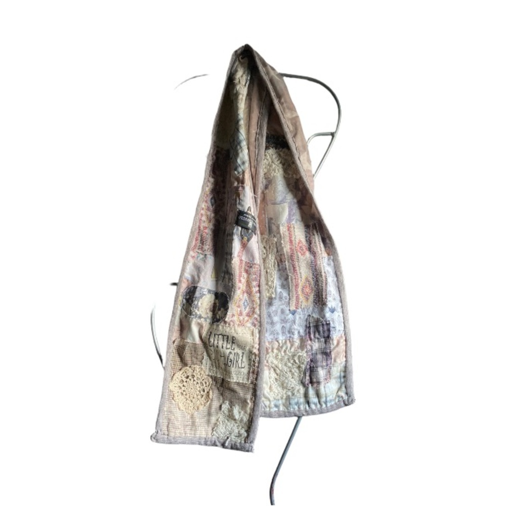 Ivana Ruzzo Scarf - Picture 3 of 11